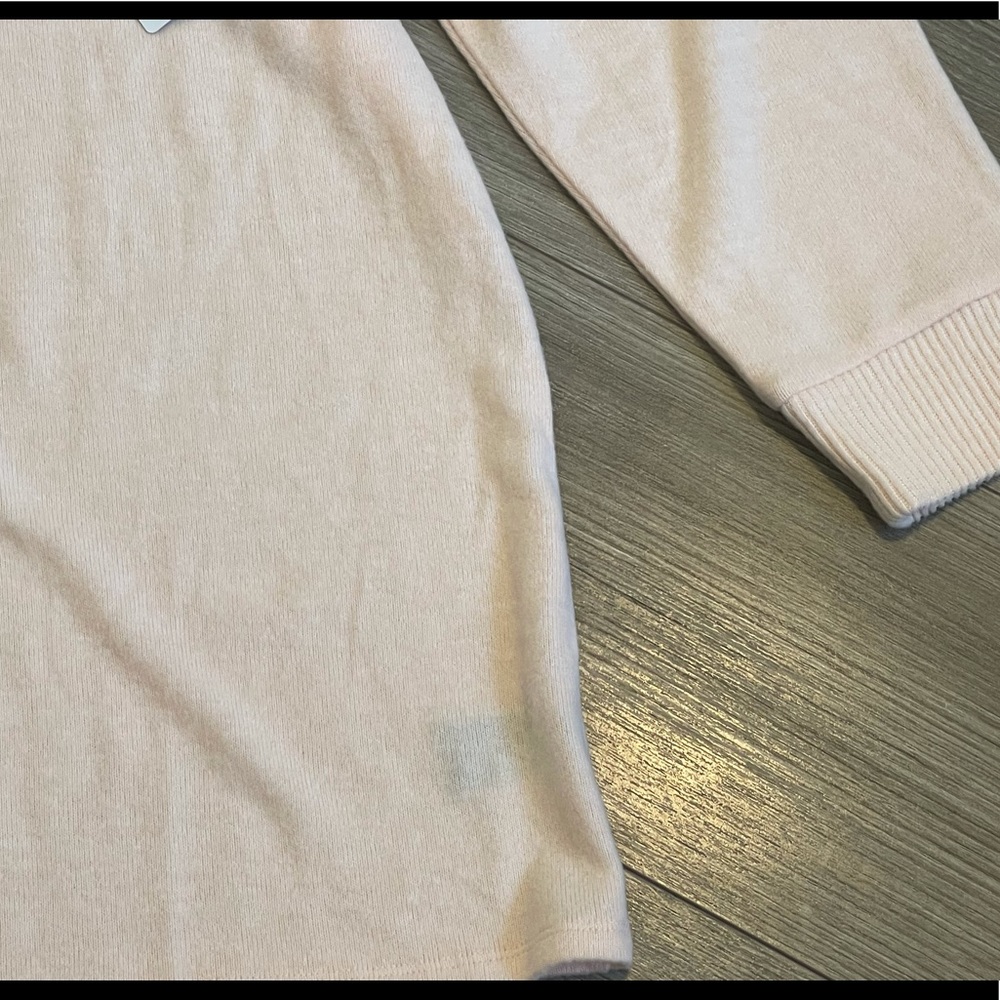 Nwt Torrid Size 4 Super Soft Plush Light Pink Off… - image 3